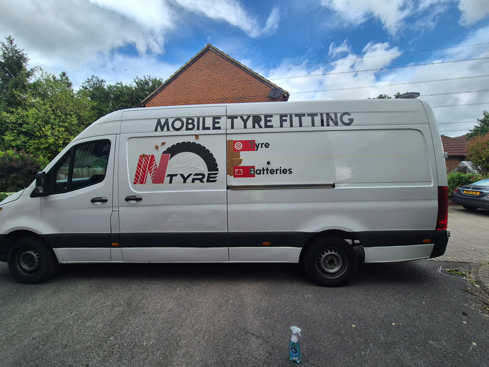 N Tyre — side